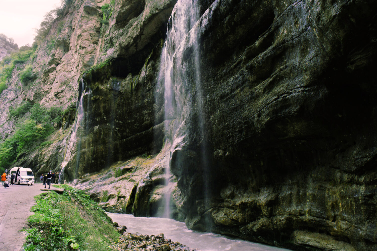 Чегемские водопады, Кабардино-Балкария, экскурсии в горы Северного Кавказа