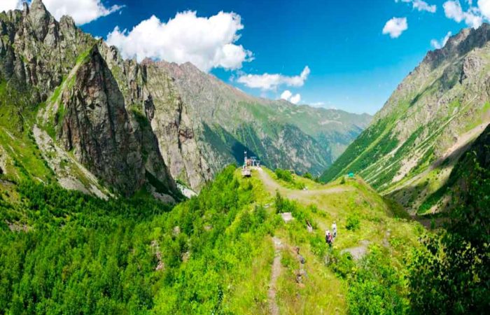 Цейское ущелье, Северная Осетия.