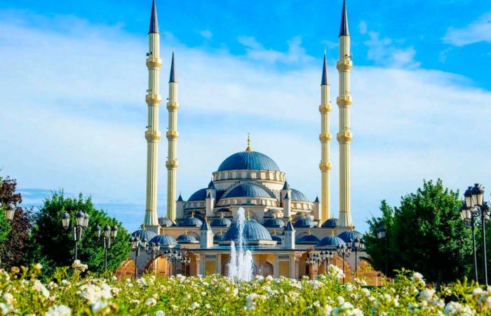 Мечеть "Сердце Чечни", г. Грозный.