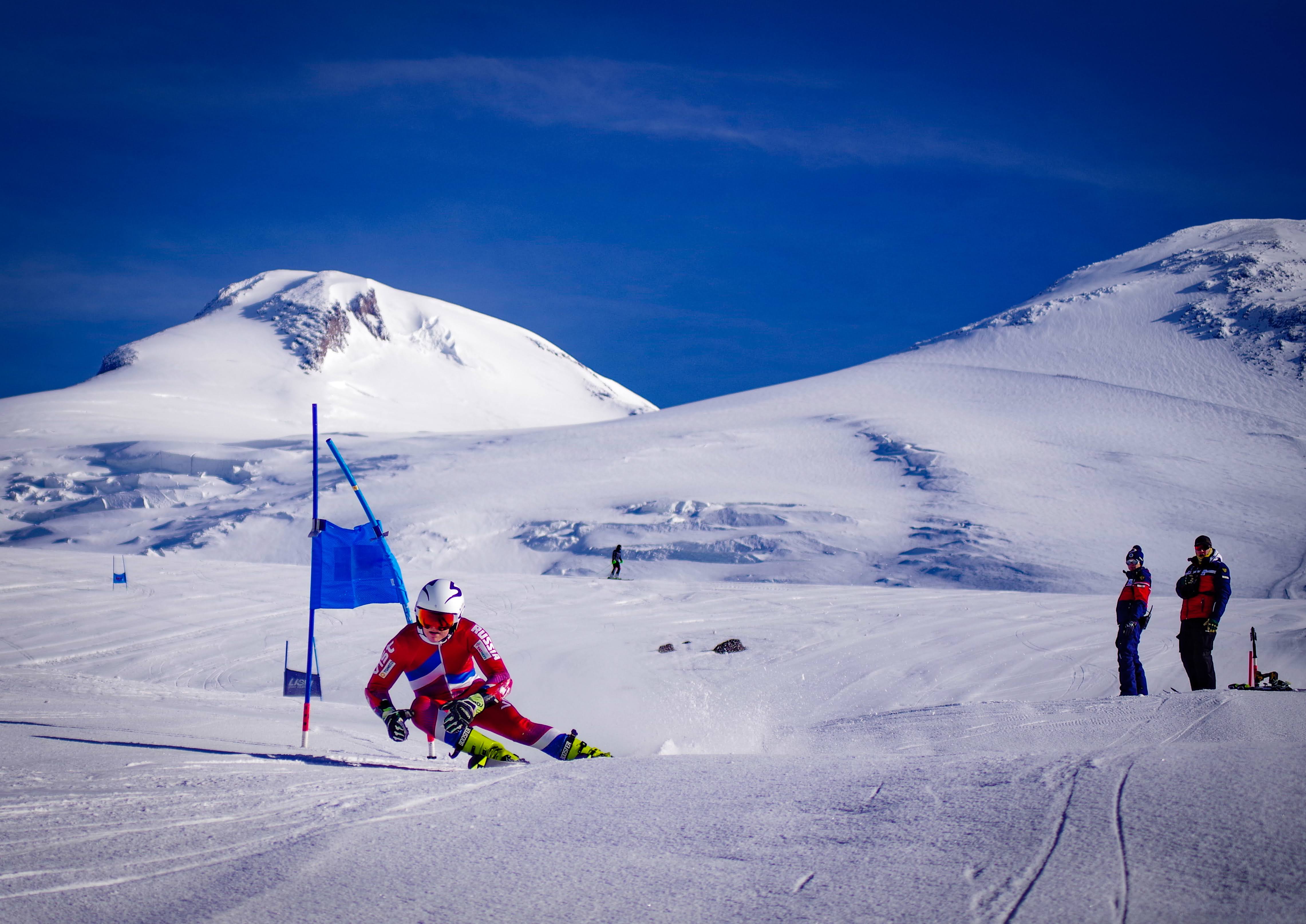 Чемпионат по горнолыжному спорту, Эльбрус