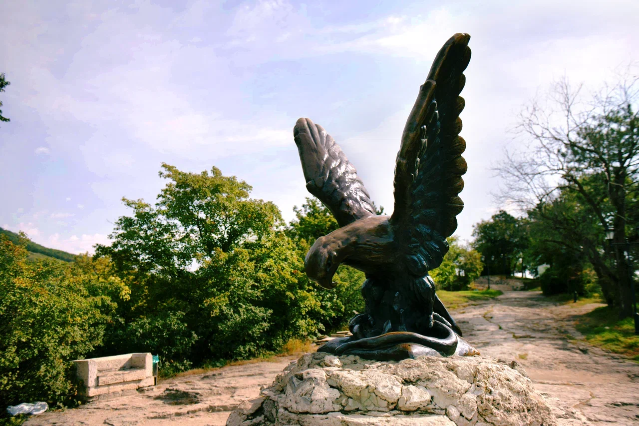 Скульптура Орла, г. Пятигорск